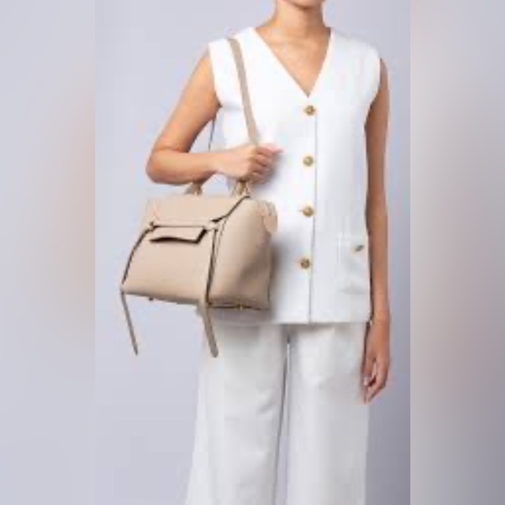 Celine Authentic belt bag in Grained calfskin light taupe. LIKE NEW